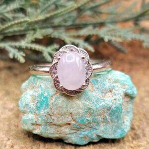 Beautiful Nature White Chalcedony Flower Band Adjustable Ring